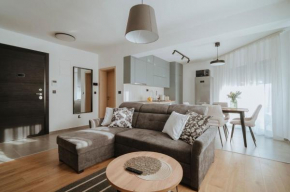 Apartman V u centru Kutine